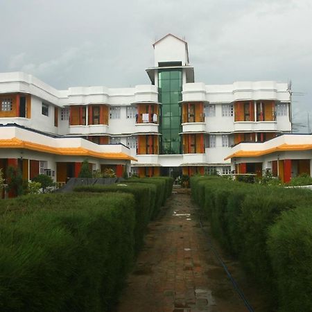 מנדרמוני Neel Nirjaney Resorts מראה חיצוני תמונה